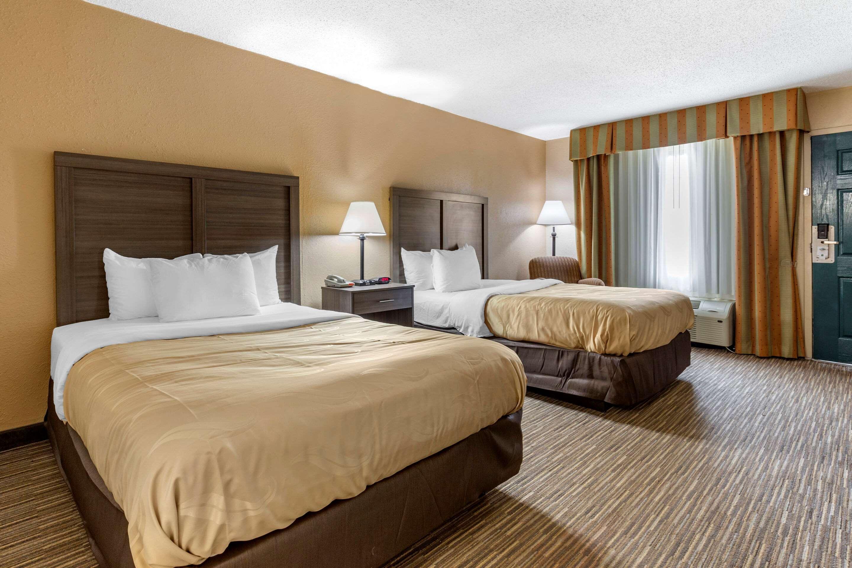 Quality Inn & Suites Hanes Mall Winston-Salem Exteriér fotografie