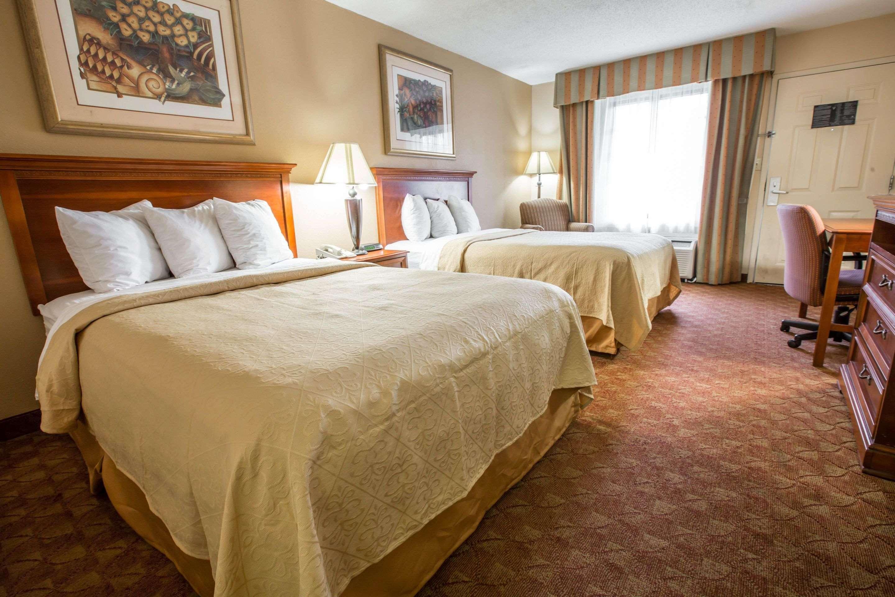 Quality Inn & Suites Hanes Mall Winston-Salem Exteriér fotografie