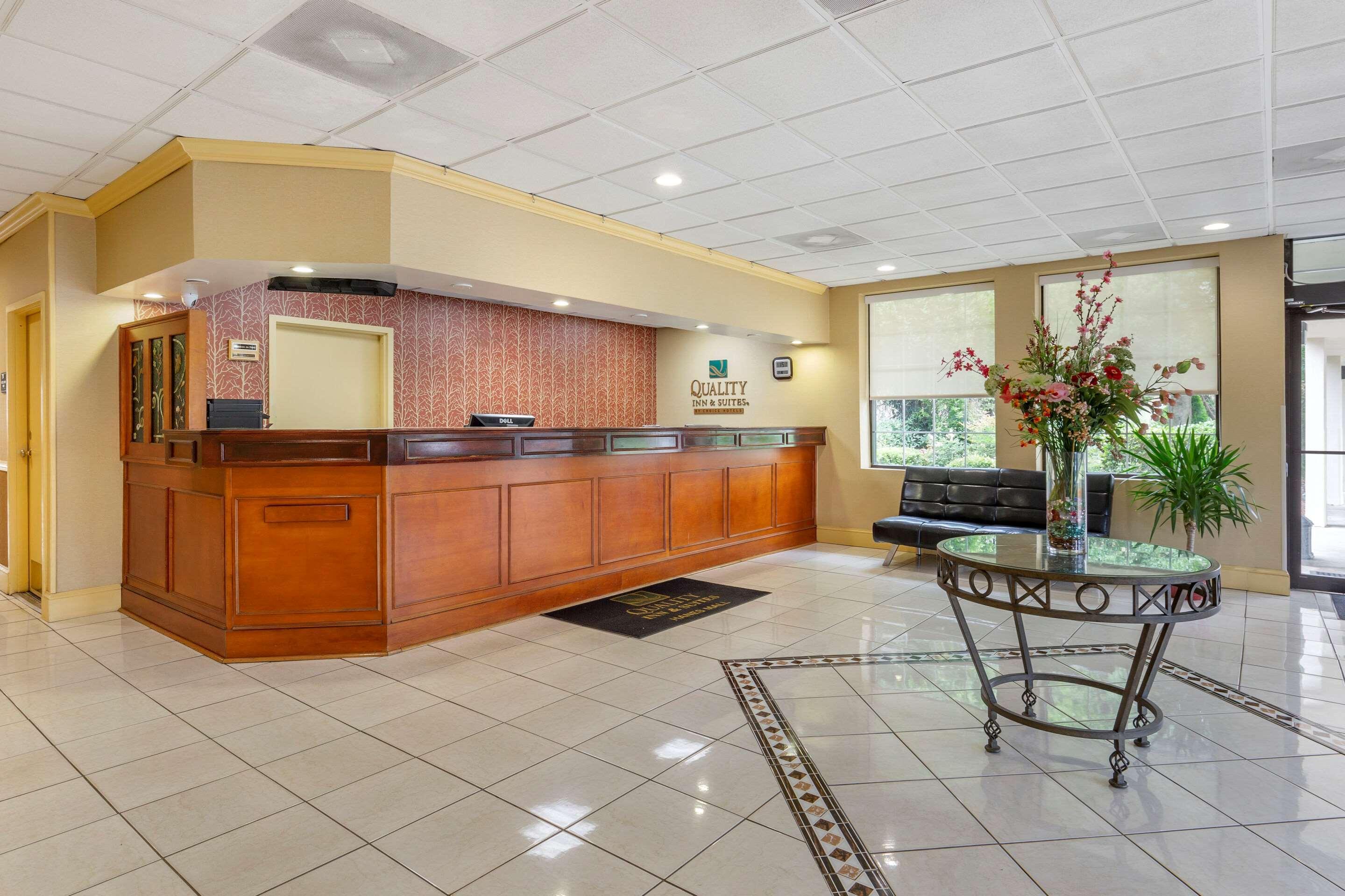 Quality Inn & Suites Hanes Mall Winston-Salem Exteriér fotografie