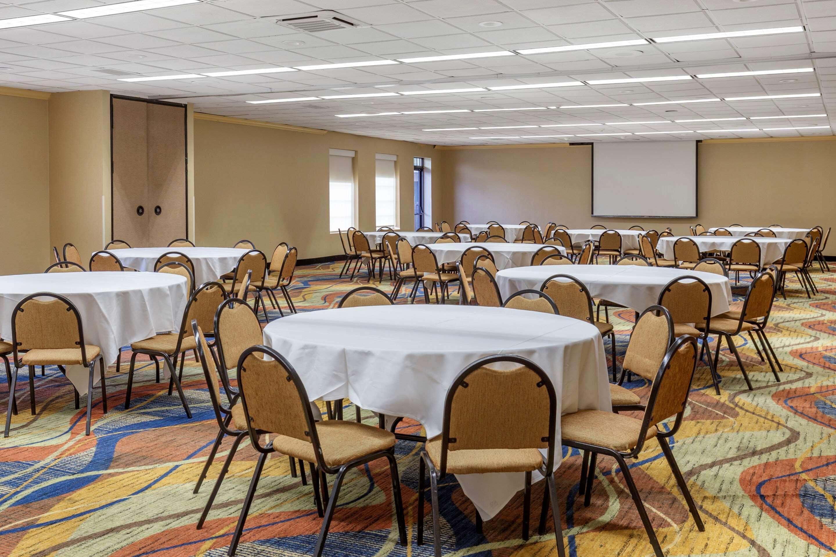 Quality Inn & Suites Hanes Mall Winston-Salem Exteriér fotografie